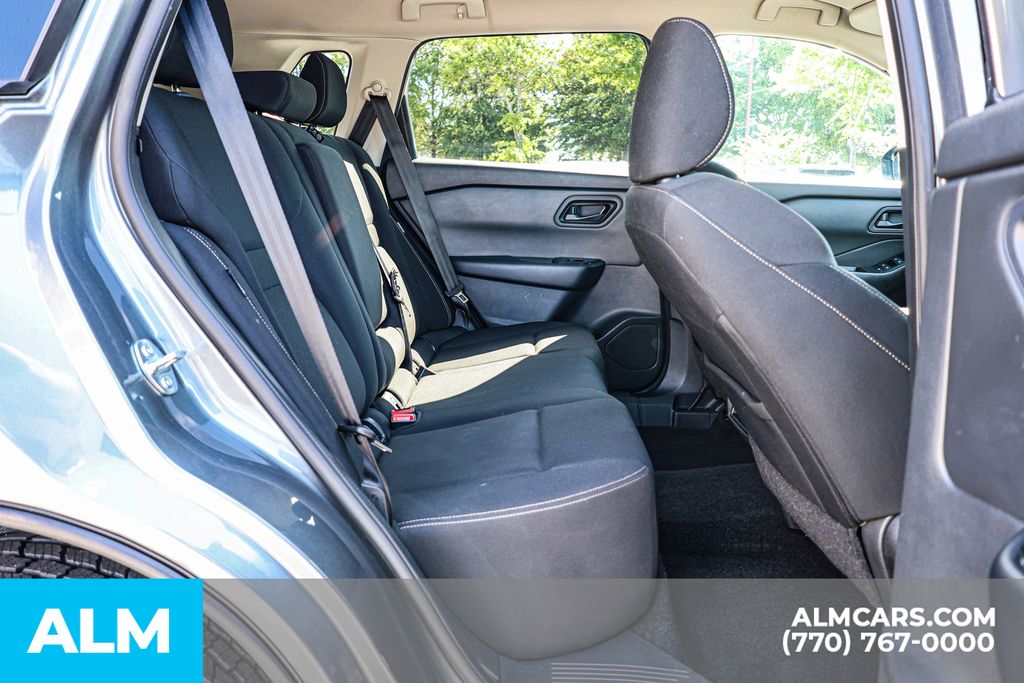 Used 2024 Gray Nissan S image 22