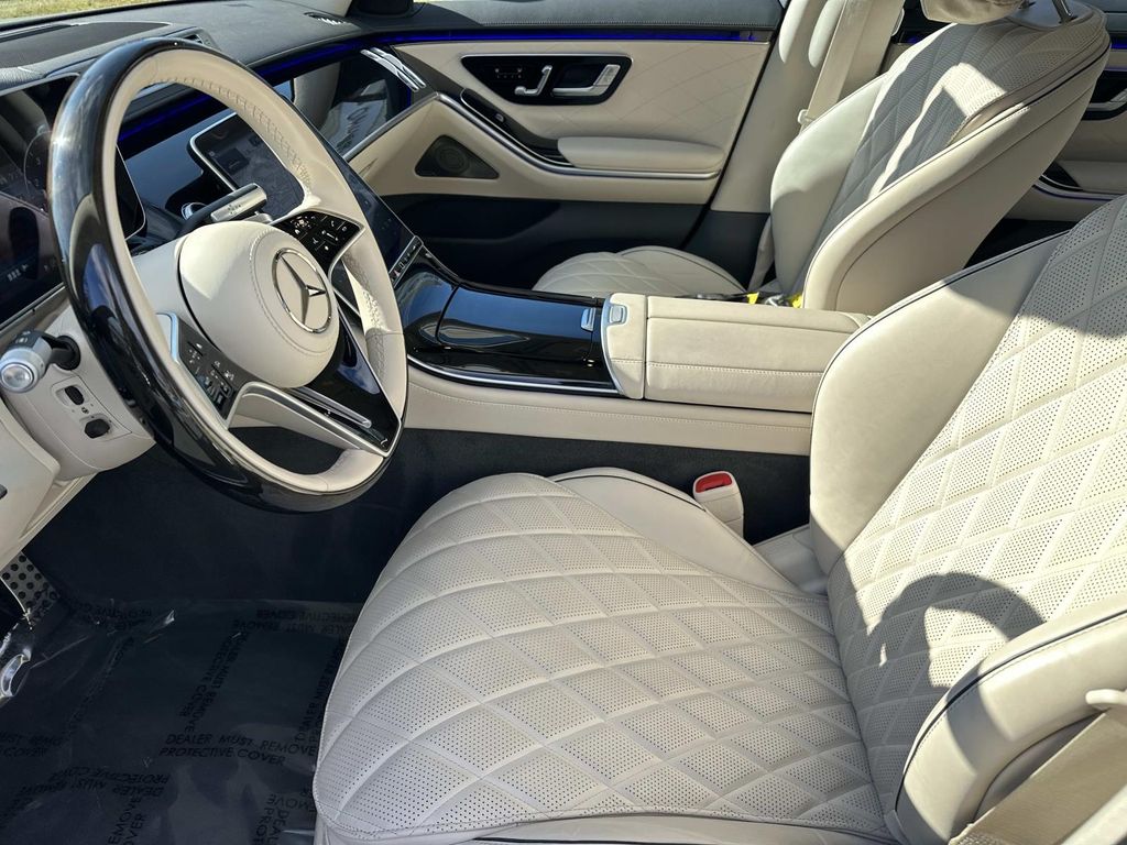 Thumbnail: 2024 Mercedes-Benz S-Class - 28