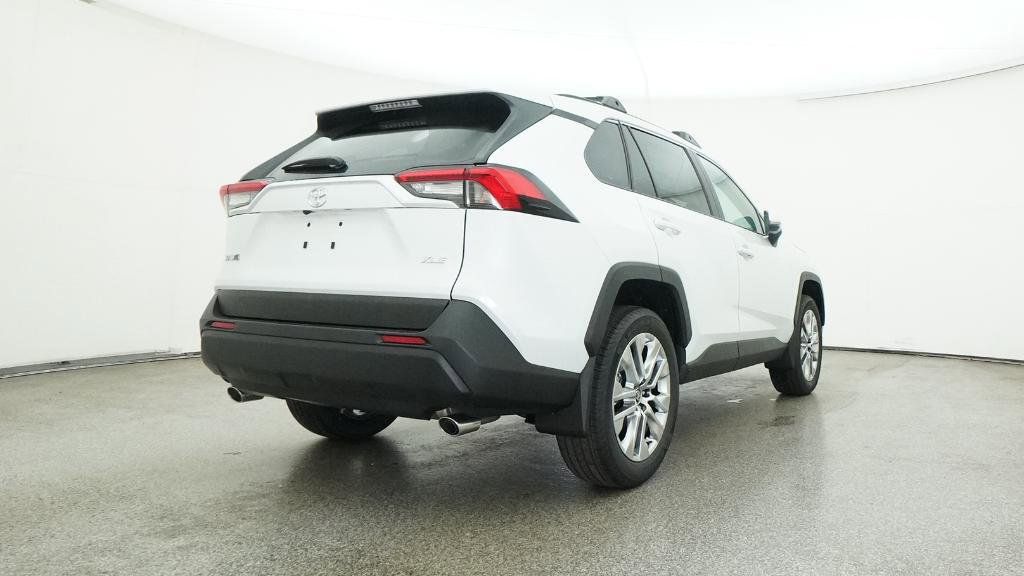 Thumbnail: 2025 Toyota RAV4 - 19