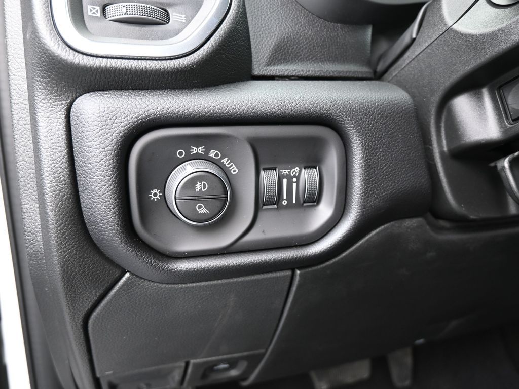 New 2026 Bright White Clearcoat Ram Laramie image 15