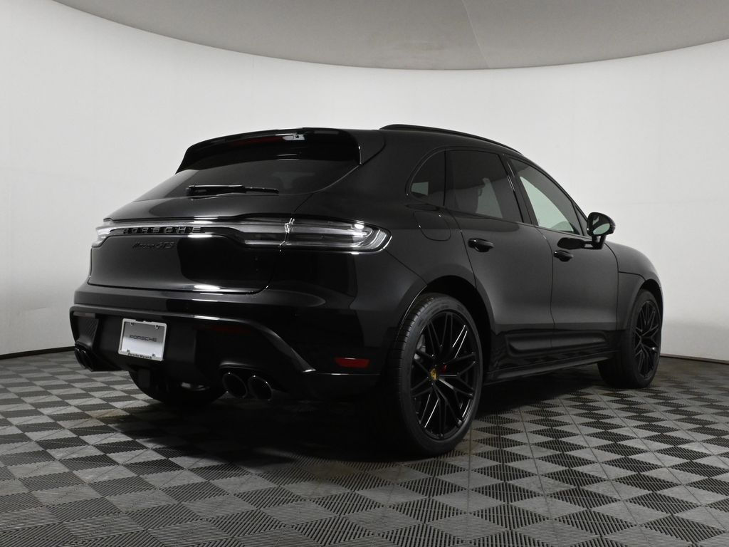 Thumbnail: 2025 Porsche Macan - 7