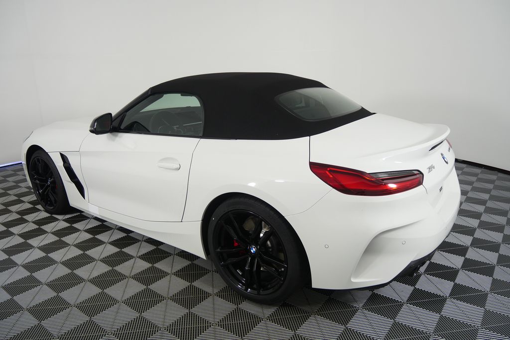 Thumbnail: 2026 BMW Z4 - 6