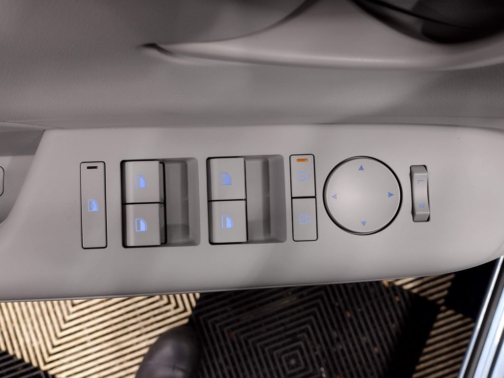 2025 Hyundai Kona Electric SE