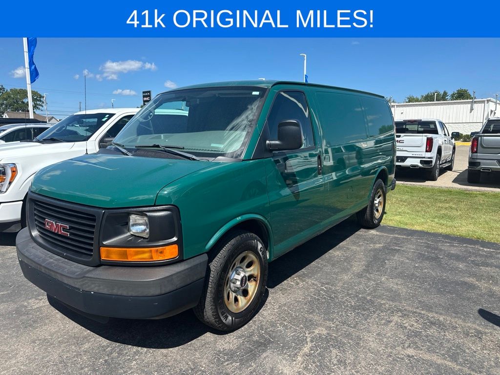 Woodland Green 2014 GMC Savana Cargo Van Rear-Wheel Drive 4-Speed Automatic Overdrive