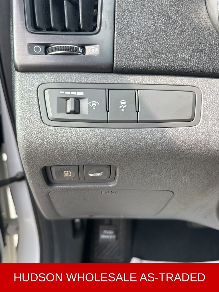 2012 Porcelain White Pearl Mica Hyundai Sonata Base FWD Sedan