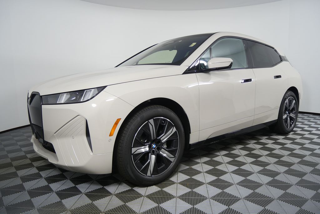 Thumbnail: 2026 BMW iX - 8