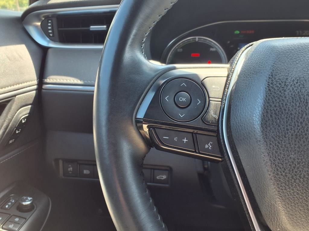 2024 Toyota Venza XLE photo 16