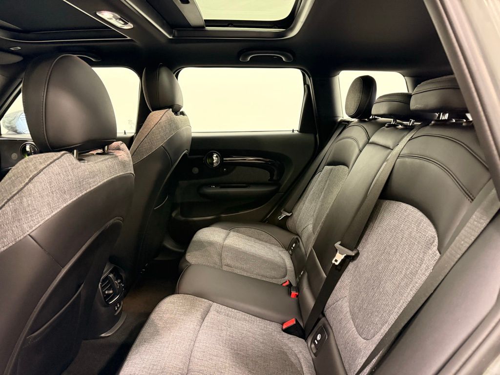 Thumbnail: 2023 MINI Cooper Clubman - 22