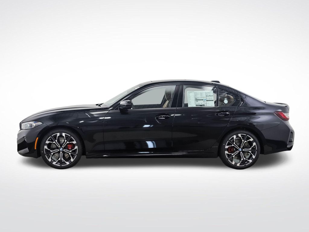 Thumbnail: 2026 BMW 3 Series - 2