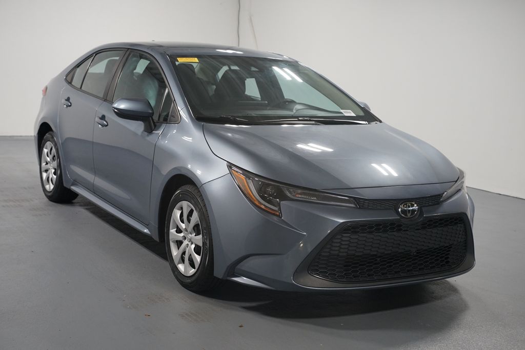 Thumbnail: 2022 Toyota Corolla - 3