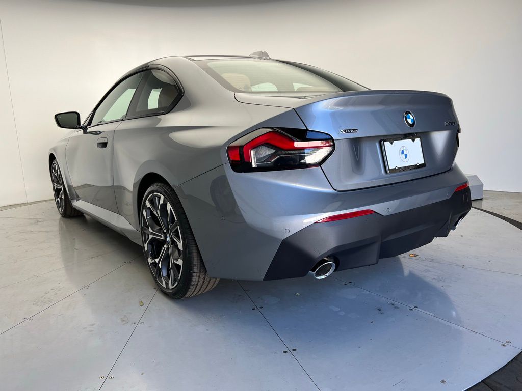 Thumbnail: 2026 BMW 2 Series - 4