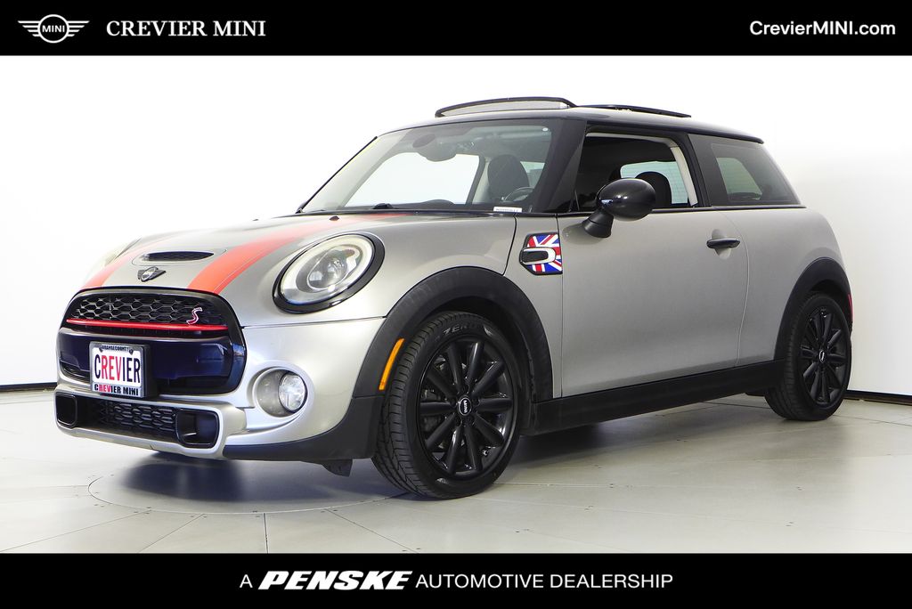 2017 MINI Cooper Base -
                  Santa Ana, CA