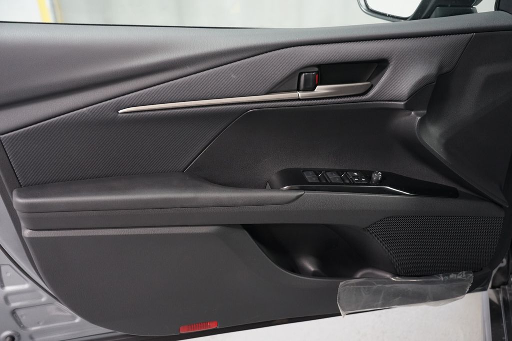 Thumbnail: 2026 Toyota Camry - 31