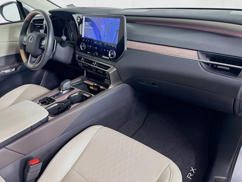 Thumbnail: 2024 Lexus RX - 29