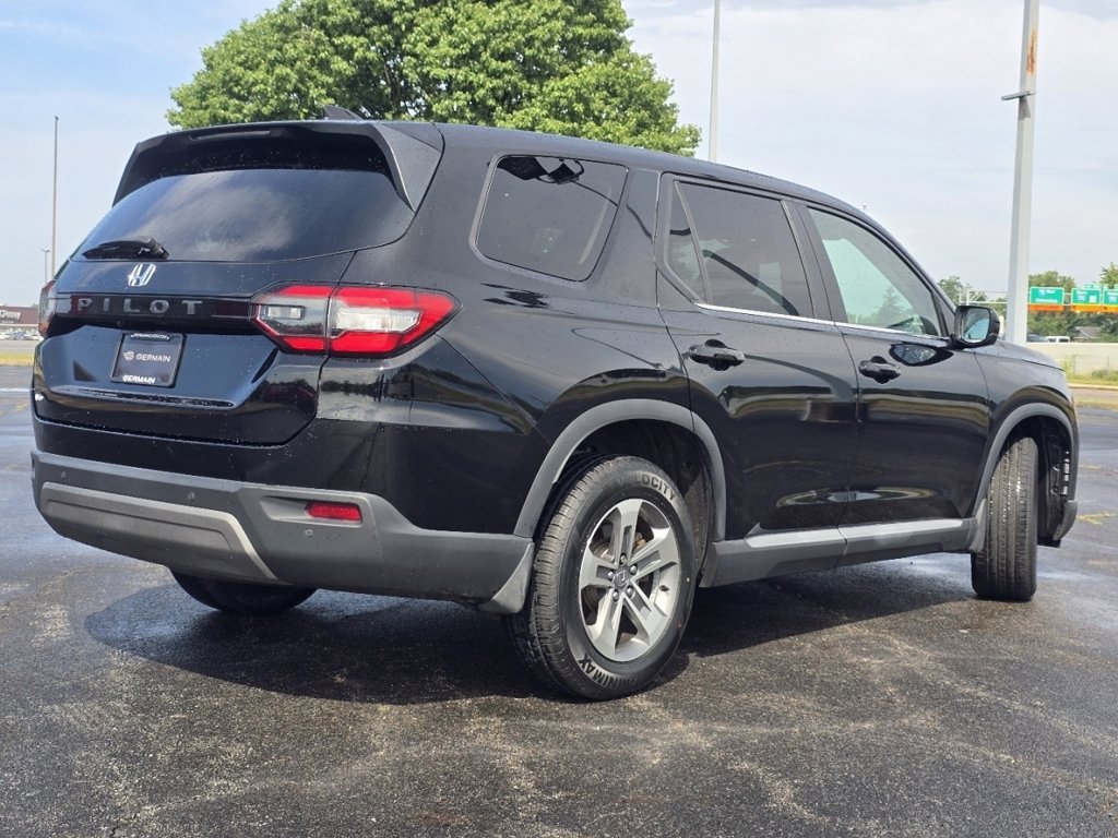 Used 2024 Black Honda EX-L image 15