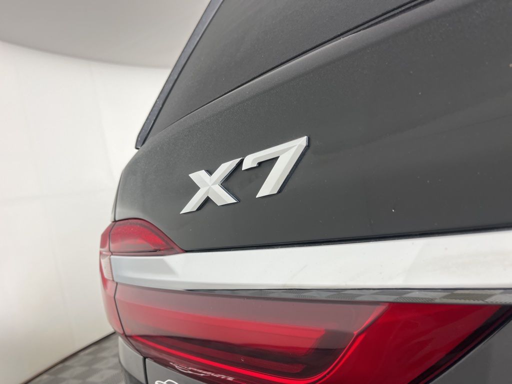 Thumbnail: 2022 BMW X7 - 3