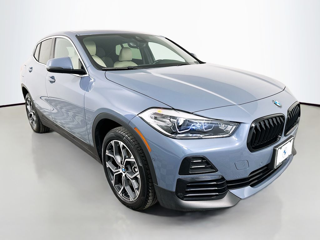 Thumbnail: 2023 BMW X2 - 3
