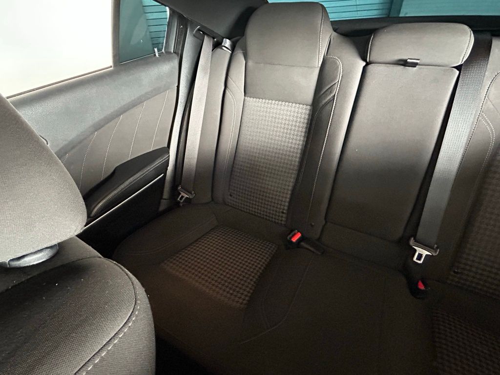 Used 2023 Pitch Black Clearcoat Dodge SXT image 9