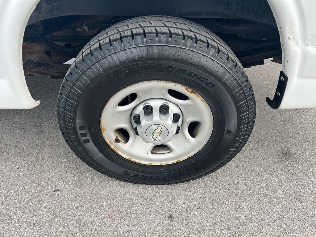 Used 2022 Chevrolet Express 2500 Van