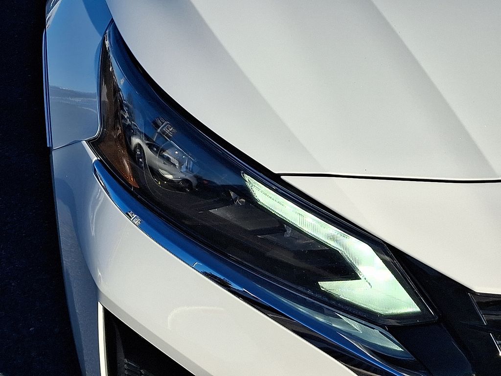 Thumbnail: 2023 Nissan Altima - 9