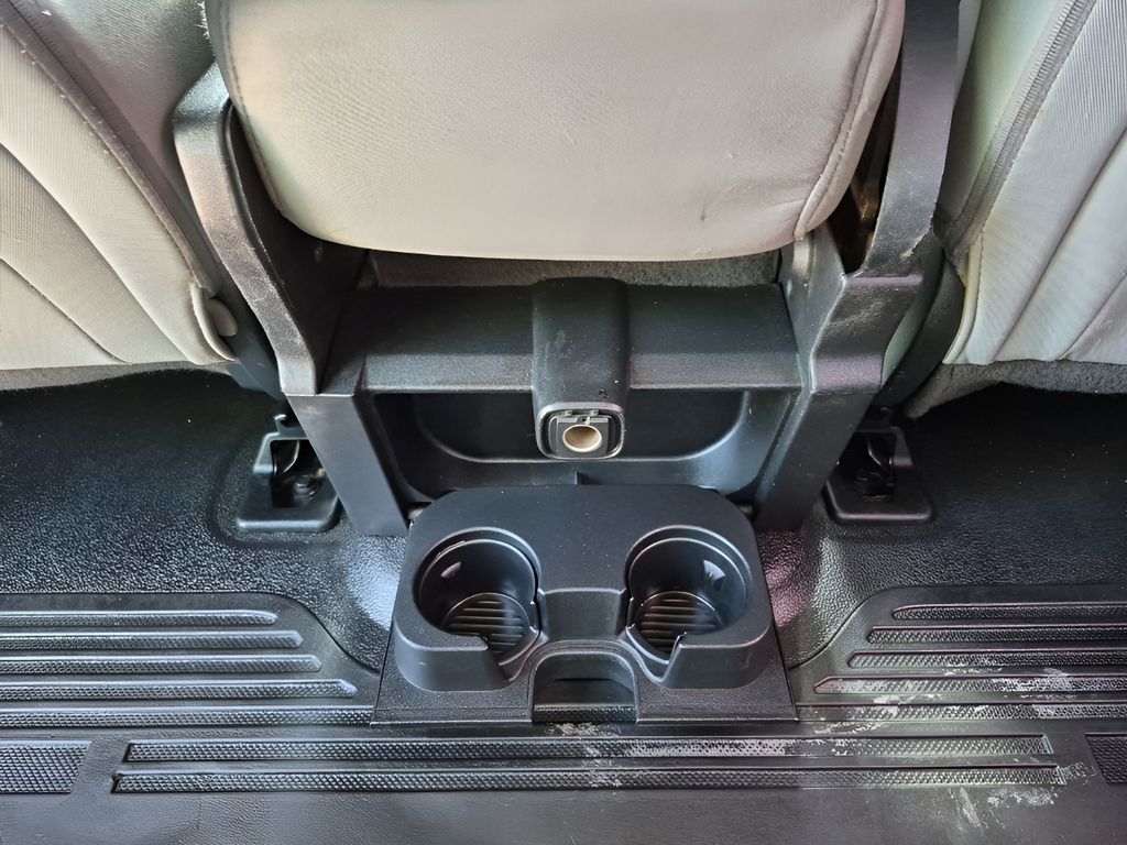 Used 2019 White Ford XL image 21