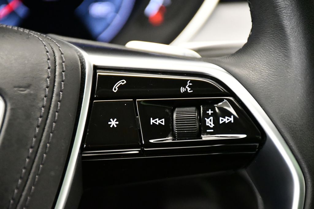 Thumbnail: 2023 Audi A8 - 25