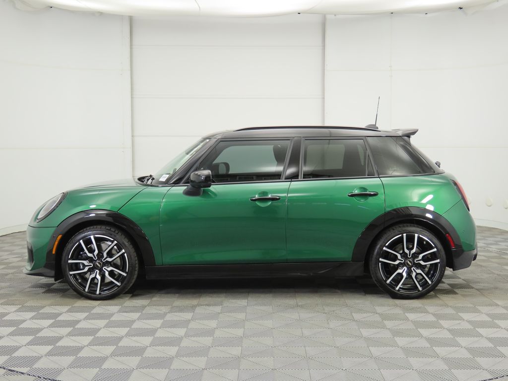 Thumbnail: 2026 MINI Cooper - 8