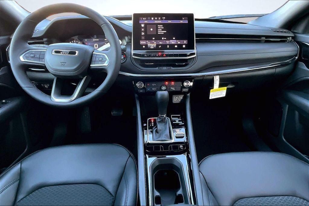 2026 Jeep Compass Latitude - 4