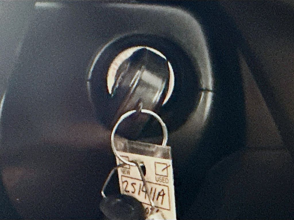 Used 2020 White Ram Tradesman SLT image 26