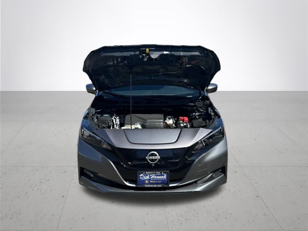 2025 Nissan Leaf SV Plus