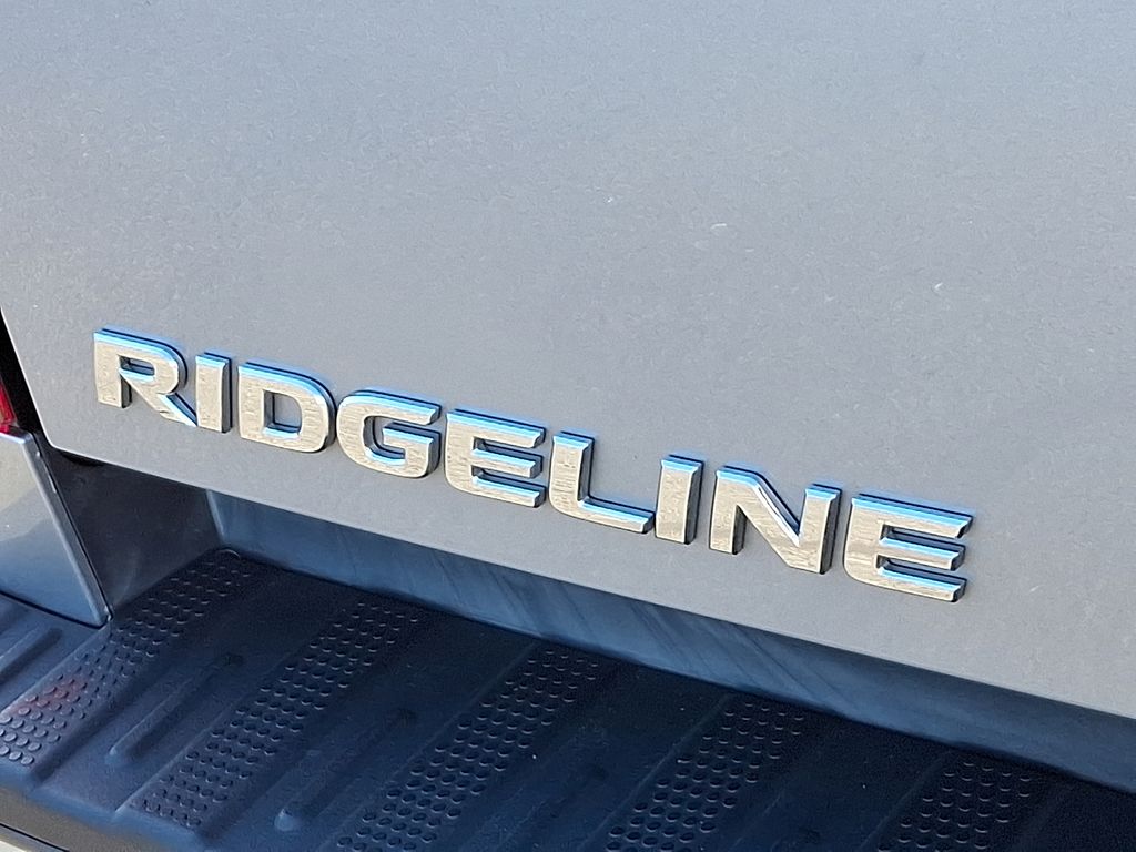 Thumbnail: 2019 Honda Ridgeline - 32