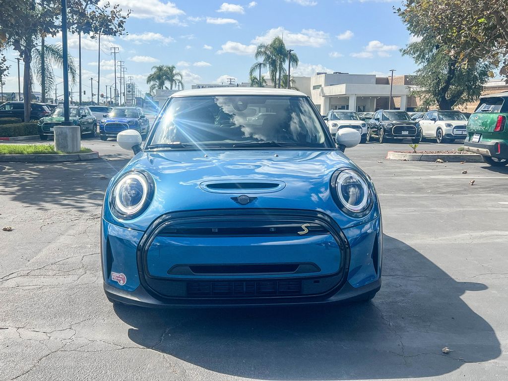 2024 MINI Cooper SE Electric Signature 4