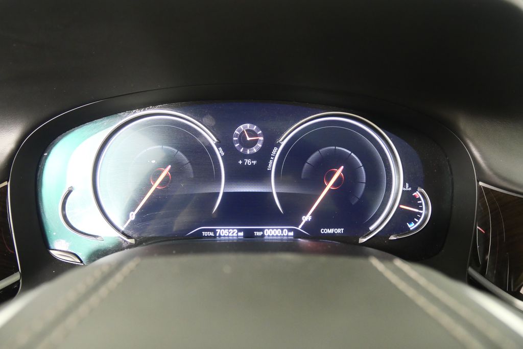 Thumbnail: 2017 BMW 7 Series - 23
