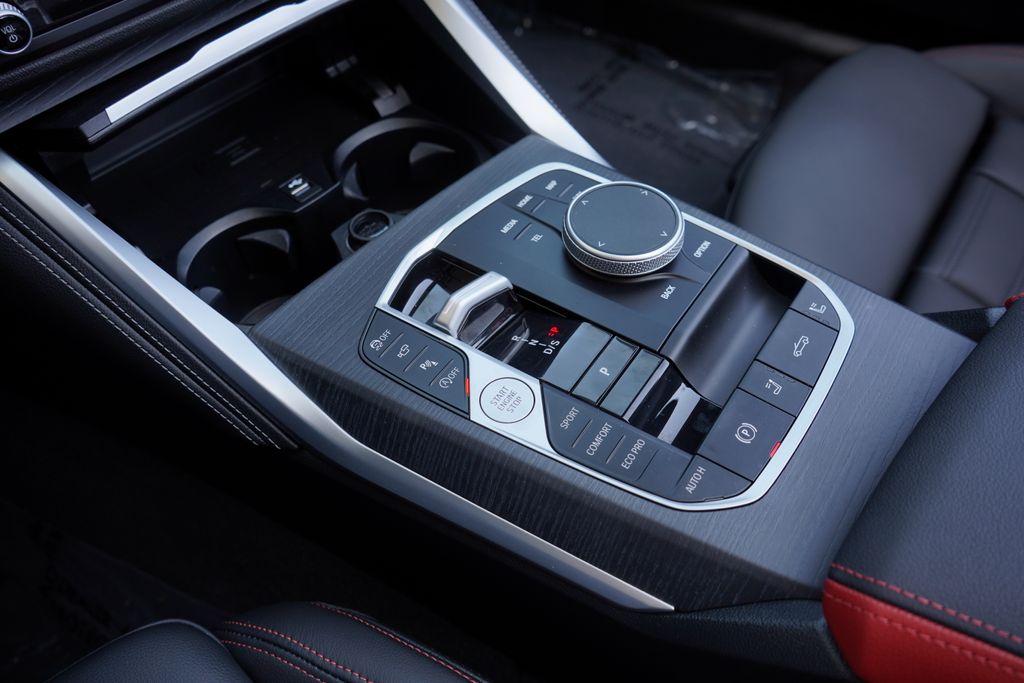 Thumbnail: 2025 BMW 4 Series - 22