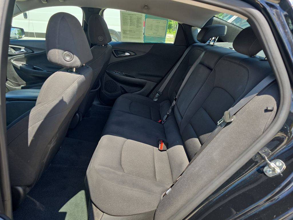 2024 Mosaic Black Metallic Chevrolet Malibu LT FWD Sedan