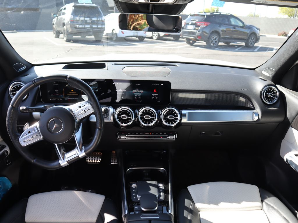 Thumbnail: 2021 Mercedes-Benz GLB - 7