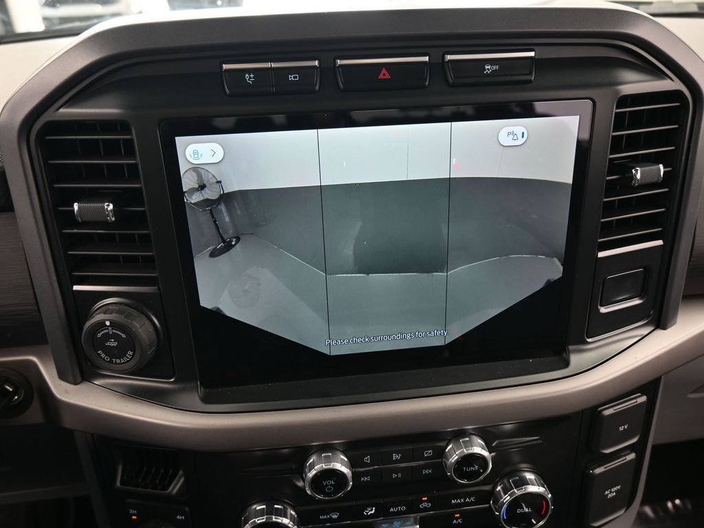 Used 2024 Silver Metallic Ford XLT image 22