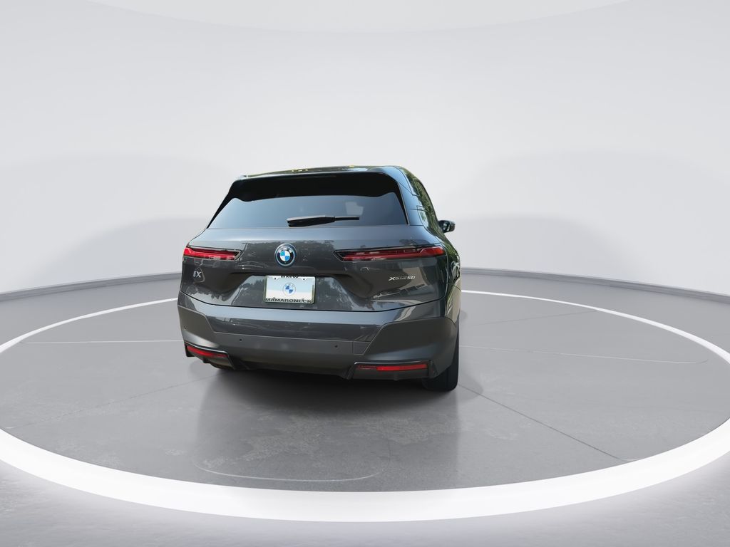 Thumbnail: 2024 BMW iX - 7