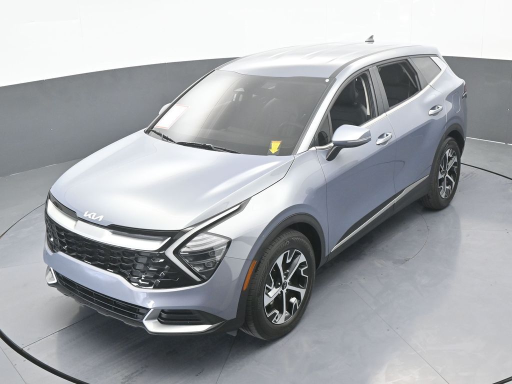 Used 2025 Everlasting Silver Kia EX image 49