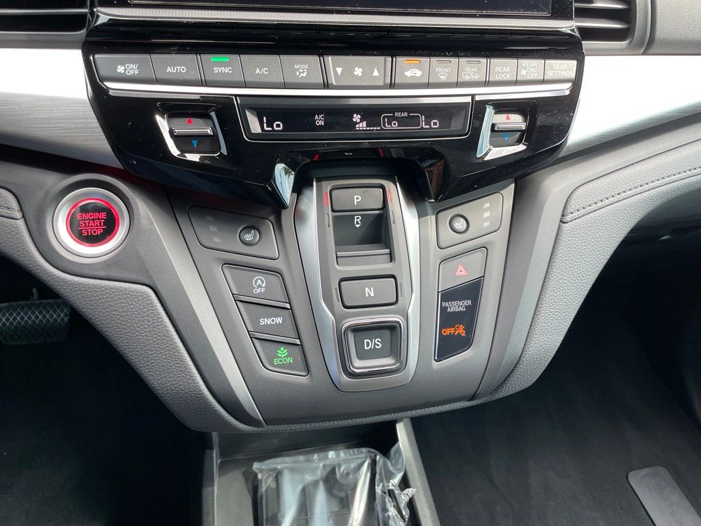Thumbnail: 2026 Honda Odyssey - 18