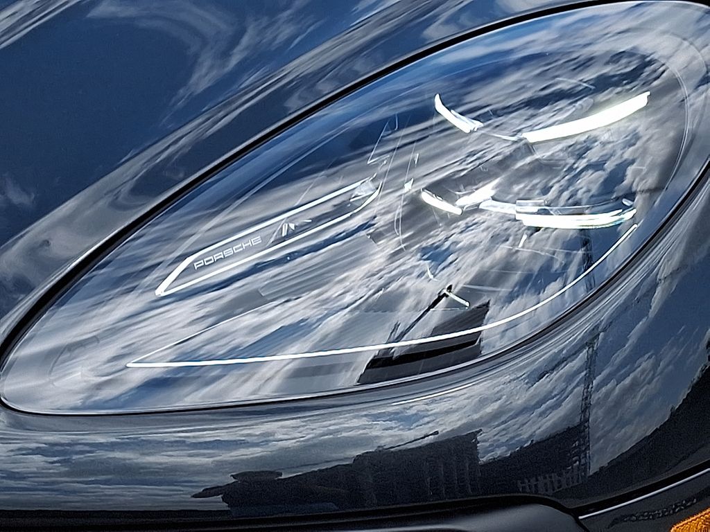 Thumbnail: 2025 Porsche Macan - 11