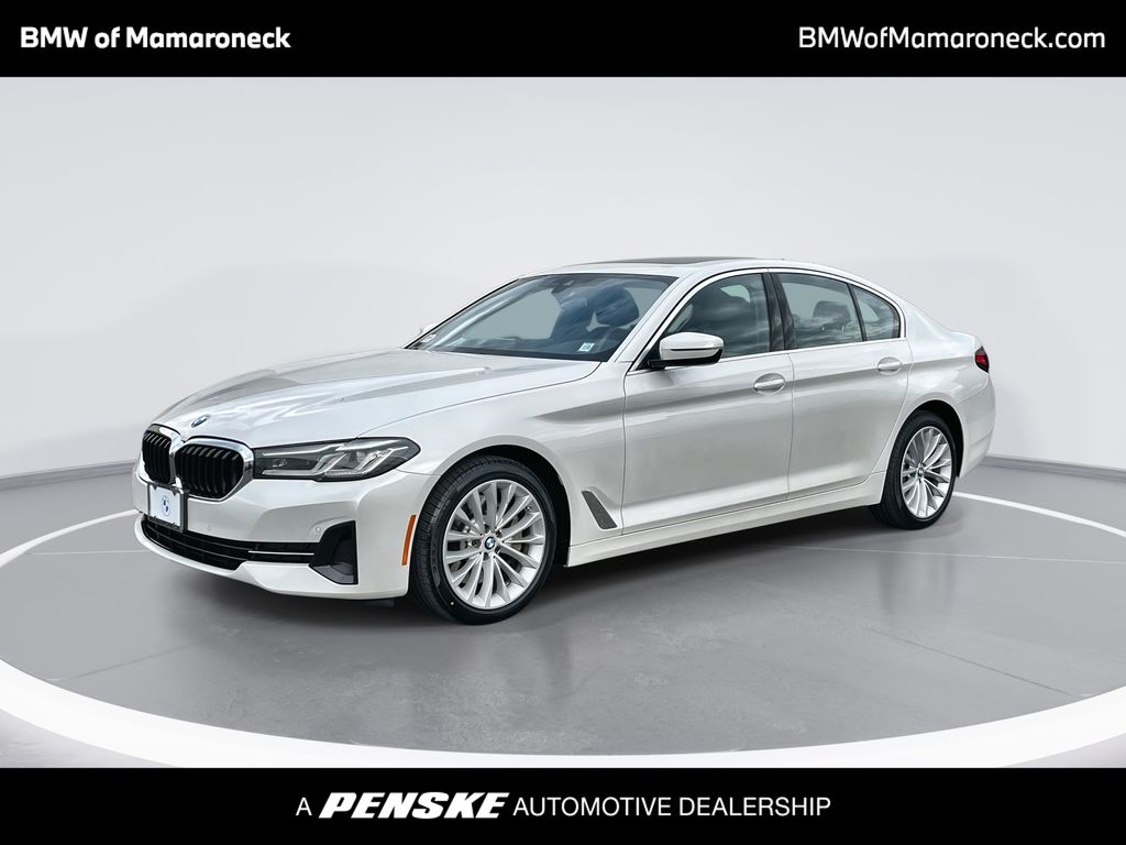 2022 BMW 5 Series 530i's photo
