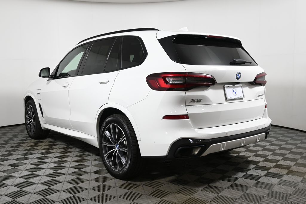 Thumbnail: 2023 BMW X5 - 5
