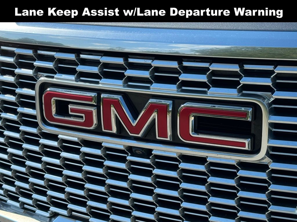 2022 GMC Yukon Denali 6