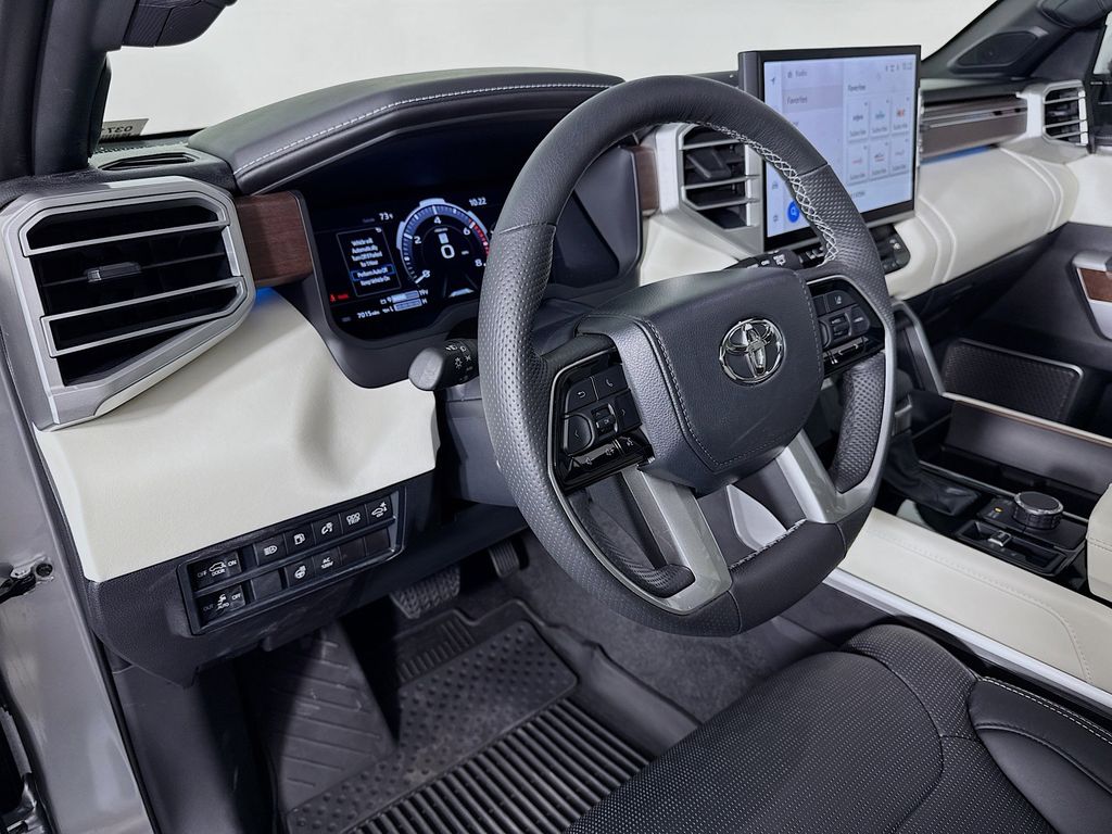 Thumbnail: 2024 Toyota Sequoia - 9