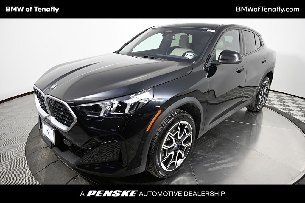 Thumbnail: 2025 BMW X2 - 1