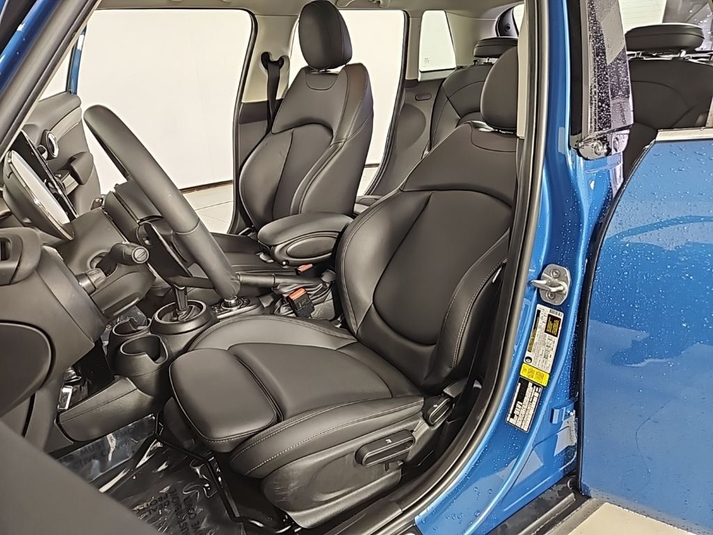 Thumbnail: 2024 MINI Cooper - 22