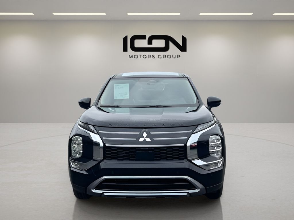New 2026 Mitsubishi Outlander PHEV SUV