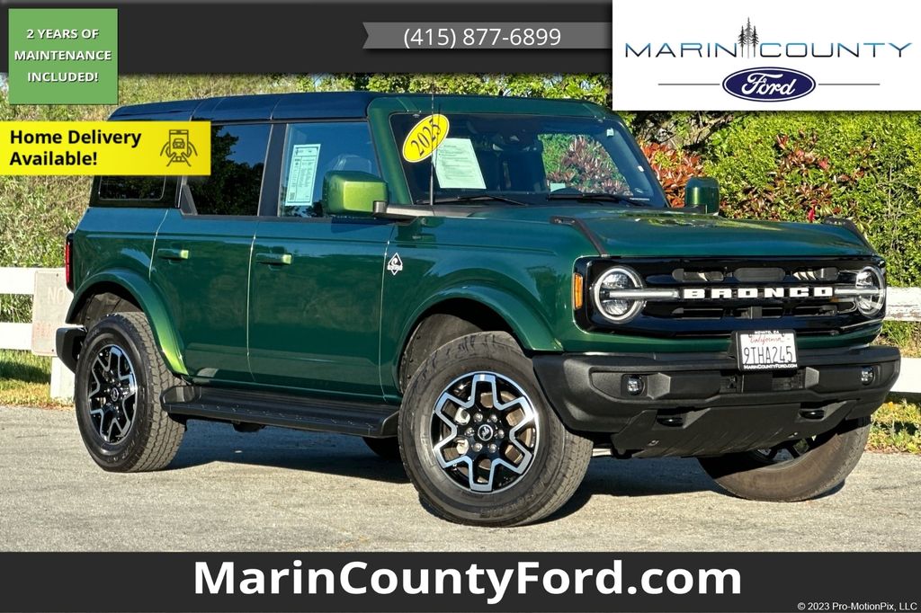 2025 Ford Bronco Outer Banks 4-Door 4WD