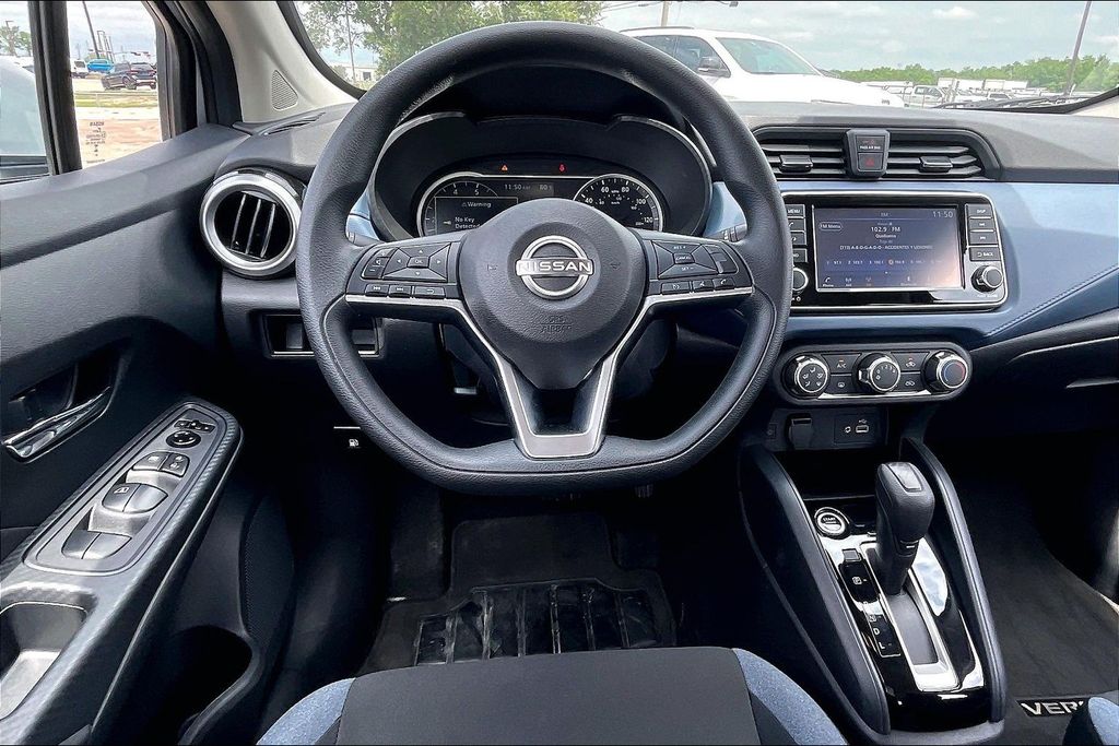 Used 2025 Nissan Versa 1.6 SV 4D Sedan